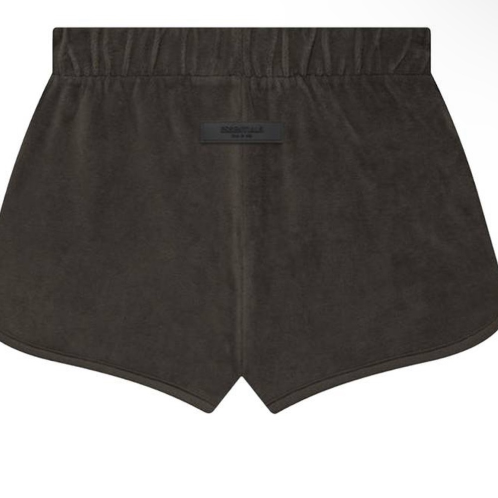 Women essentials shorts